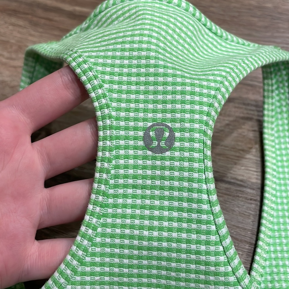 Lulu Lemon razorback tank top. - Picture 3 of 4